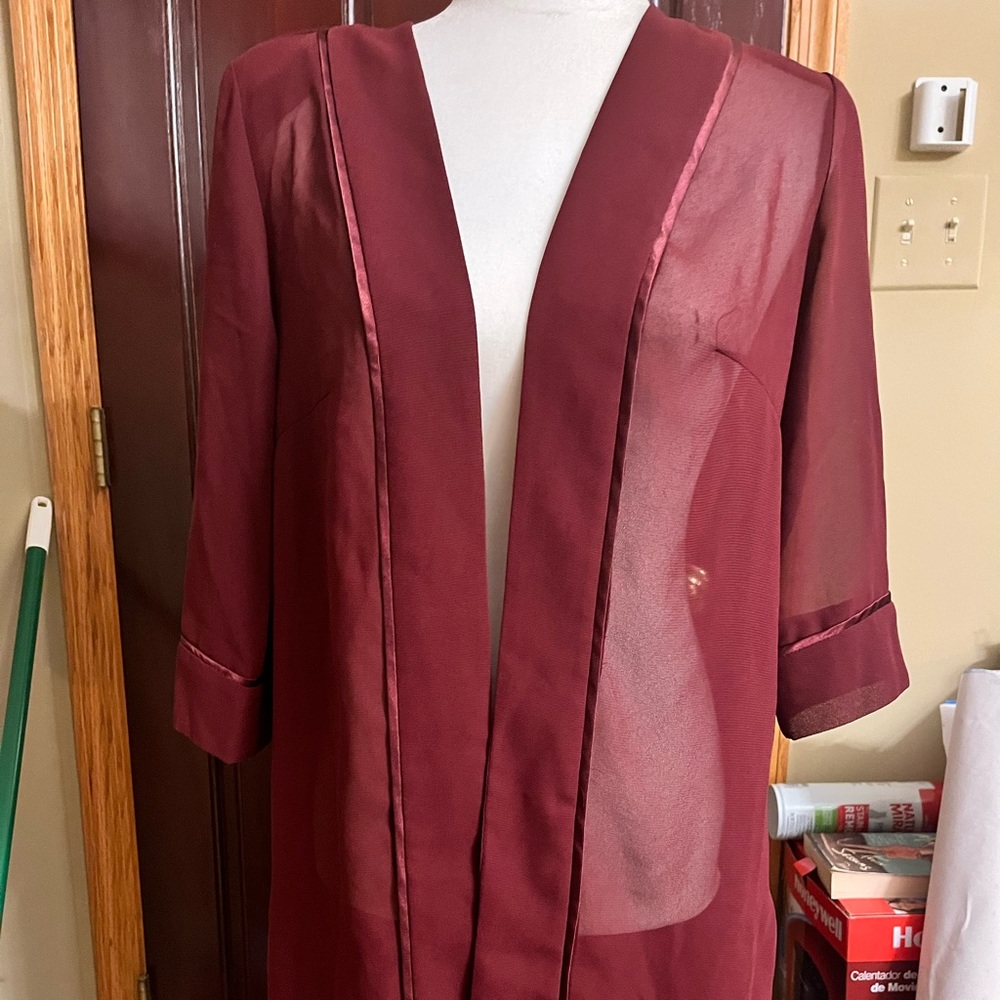 Me Bos Burgundy sheer Kimono Sz 8